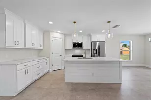 109 Beau Rivage Dr, Rotonda West, FL 33947 - Photo 10