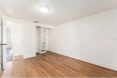 16147 Sagebrush Road, Tampa, FL 33618 - Photo 12