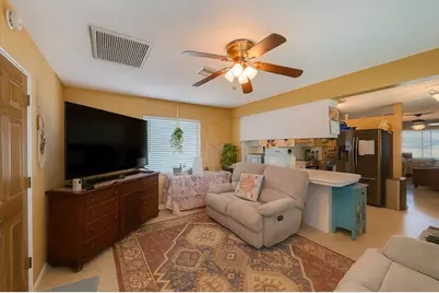 4976 12th Avenue N, Saint Petersburg, FL 33710 - Photo 4