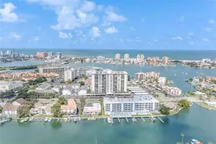 400 Island Way, Clearwater Beach, FL 33767 - Photo 1
