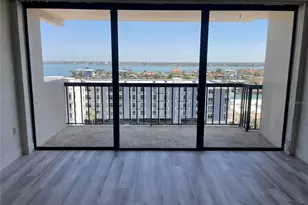 400 Island Way, Clearwater Beach, FL 33767 - Photo 4