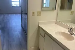 400 Island Way, Clearwater Beach, FL 33767 - Photo 10