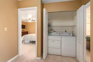 6311 Newtown Cir, Tampa, FL 33615 - Photo 16