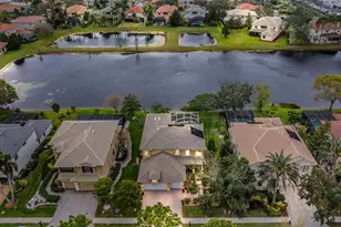 2665 Lakebreeze Ln N, Clearwater, FL 33759 - Photo 1