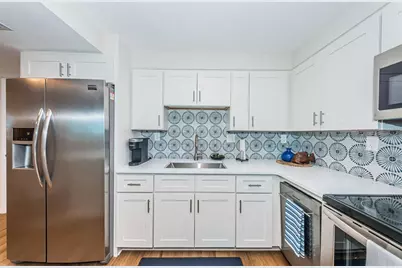 420 64th Avenue #907, Saint Pete Beach, FL 33706 - Photo 8