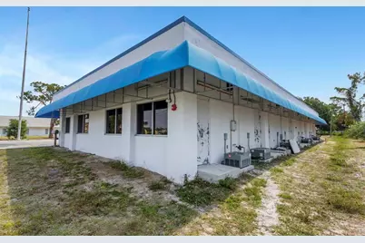 655 N Indiana Avenue, Englewood, FL 34223 - Photo 4
