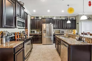 20427 Carolina Cherry Ct, Tampa, FL 33647 - Photo 46