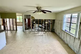 8537 Horizon Ln, Hudson, FL 34667 - Photo 10