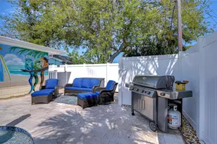 1922 55th St S, Gulfport, FL 33707 - Photo 28