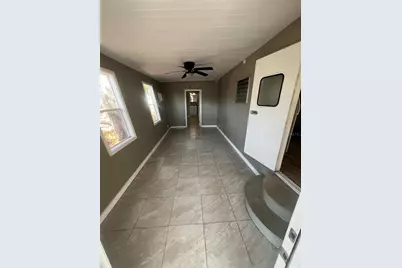 20000 US Highway 19 N #612, Clearwater, FL 33764 - Photo 2