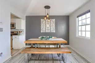 4975 Cobia Dr SE, Saint Petersburg, FL 33705 - Photo 12