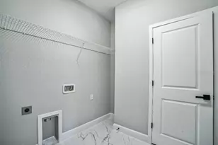 122 Jennifer Dr, Rotonda West, FL 33947 - Photo 8