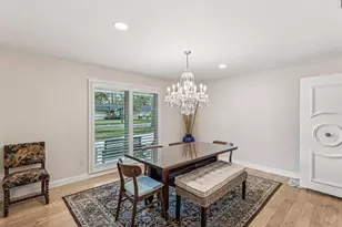 8693 15th St N, Saint Petersburg, FL 33702 - Photo 12
