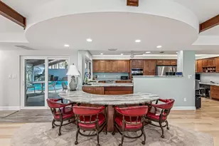 8693 15th St N, Saint Petersburg, FL 33702 - Photo 18