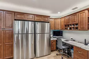 8693 15th St N, Saint Petersburg, FL 33702 - Photo 60