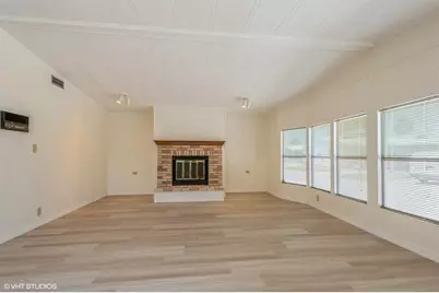 238 Pelican Drive N, Oldsmar, FL 34677 - Photo 4