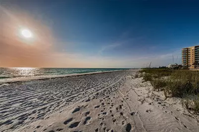 880 Mandalay Avenue #N901, Clearwater Beach, FL 33767 - Photo 6