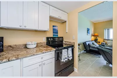 880 Mandalay Avenue #N901, Clearwater Beach, FL 33767 - Photo 22