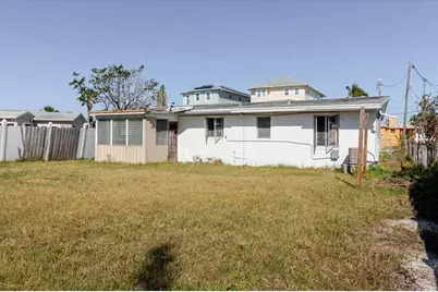 596 S Bayshore Dr, Madeira Beach, FL 33708 - Photo 30