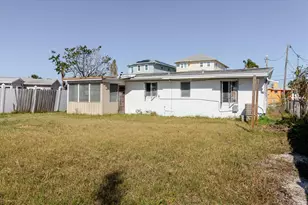 596 S Bayshore Dr, Madeira Beach, FL 33708 - Photo 30