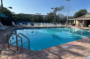 540 Somerhill Dr NE, Saint Petersburg, FL 33716 - Photo 36