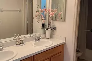 540 Somerhill Dr NE, Saint Petersburg, FL 33716 - Photo 12