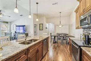 5088 Royal Palms Wy, New Port Richey, FL 34652 - Photo 12