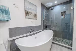 10100 Grove Dr, Port Richey, FL 34668 - Photo 38