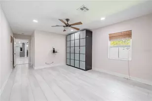 2121 Park St N, Saint Petersburg, FL 33710 - Photo 32