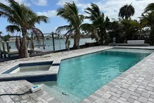 575 Crystal Dr, Madeira Beach, FL 33708 - Photo 12