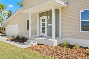 3860 Whiting Dr SE, Saint Petersburg, FL 33705 - Photo 1