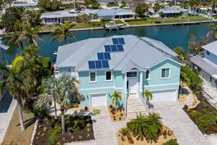 506 65th St, Holmes Beach, FL 34217 - Photo 2