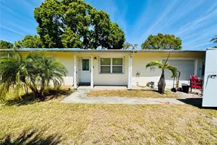 619 41st Ave NE, Saint Petersburg, FL 33703 - Photo 2