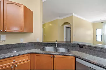 2730 Via Tivoli #321B, Clearwater, FL 33764 - Photo 8