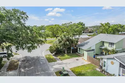 10306 Green Grove Place, Tampa, FL 33624 - Photo 48