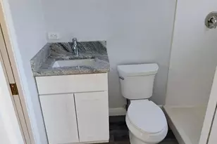 5725 80th St N, Saint Petersburg, FL 33709 - Photo 10