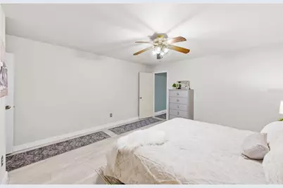 426 32nd Avenue N #102E, Saint Petersburg, FL 33704 - Photo 14