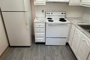 11719 Boynton Ln, New Port Richey, FL 34654 - Photo 4