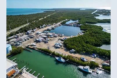 13900 Overseas Hwy, Marathon, FL 33050 - Photo 12