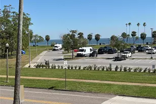 1200 N Shore Dr NE, Saint Petersburg, FL 33701 - Photo 26