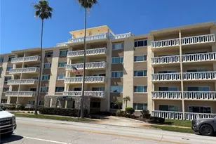 1200 N Shore Dr NE, Saint Petersburg, FL 33701 - Photo 1