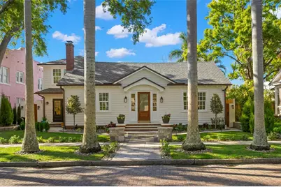 346 16th Avenue NE, Saint Petersburg, FL 33704 - Photo 1