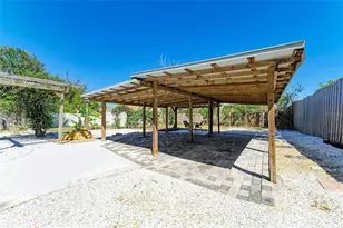 412 River Blvd S, Nokomis, FL 34275 - Photo 18