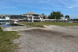 8437 Indies Dr, Hudson, FL 34667 - Photo 10