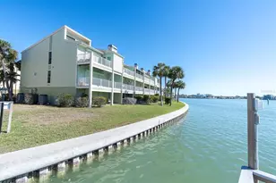 553 Haven Point Dr, Treasure Island, FL 33706 - Photo 42