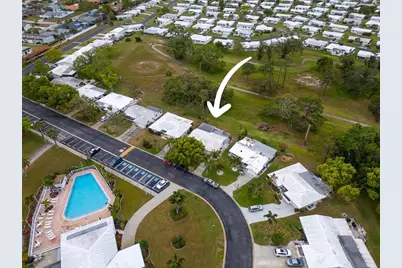 9082 141st Street, Seminole, FL 33776 - Photo 52