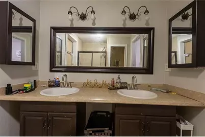 724 Tradewinds Drive, Brandon, FL 33511 - Photo 16