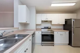 18001 Richmond Pl Dr, Tampa, FL 33647 - Photo 12