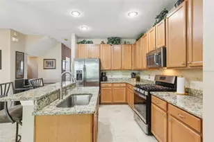 3005 Bayshore Pointe Dr, Tampa, FL 33611 - Photo 4