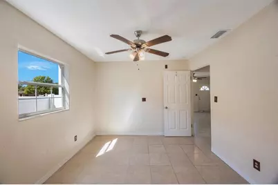 6711 3rd Street N, Saint Petersburg, FL 33702 - Photo 26